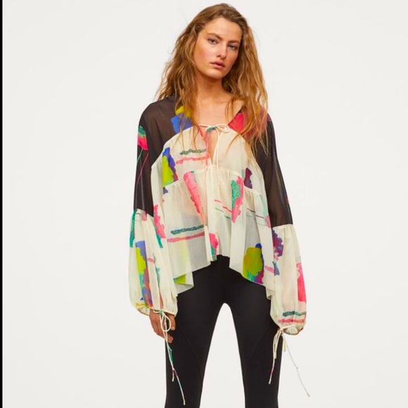 H&M Tops - H&M Studio Collection Wide Cut Chiffon Blouse